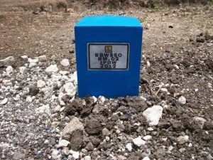 Contoh Benchmark milik Kementerian Pekerjaan Umum dan Perumahan Rakyat PUPR - Apa itu Benchmark (BM) dan apa peran pentingnya dalam Geodesi - Artikel Surveyor Pemetaan Indosurta Group