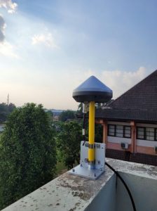 Pemasangan CORS - Indosurta Group Pasang CORS Bersama STPN Dukung Pendidikan Geospasial - Artikel Blog Alat Survey Pemetaan Geodesi Geomatika Indosurta Group.